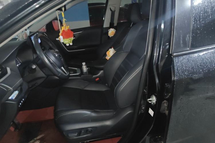 Used Toyota Wildlander 2023 2.0L CVT Two-Wheel Drive Luxury PLUS Edition Left Front Seat
