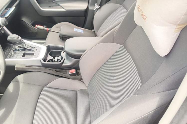 Used Toyota Wildlander 2023 2.0L CVT Two-Wheel Drive Leading Edition Left Front Seat