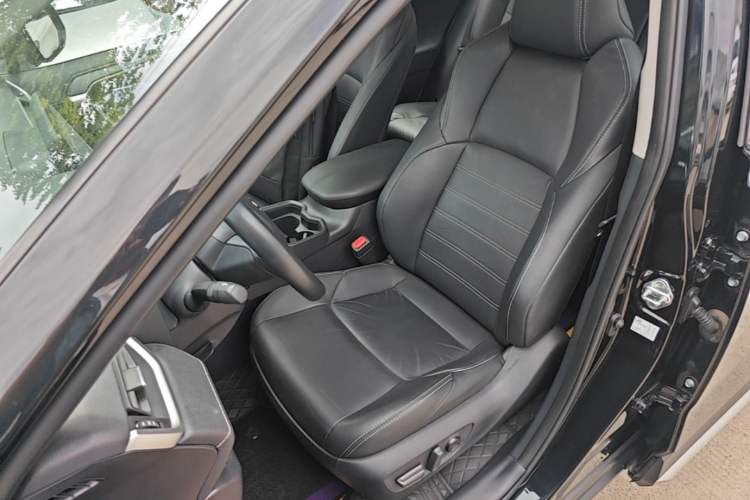 Used Toyota Wildlander 2023 2.0L CVT Four-Wheel Drive Luxury PLUS Edition Left Front Seat