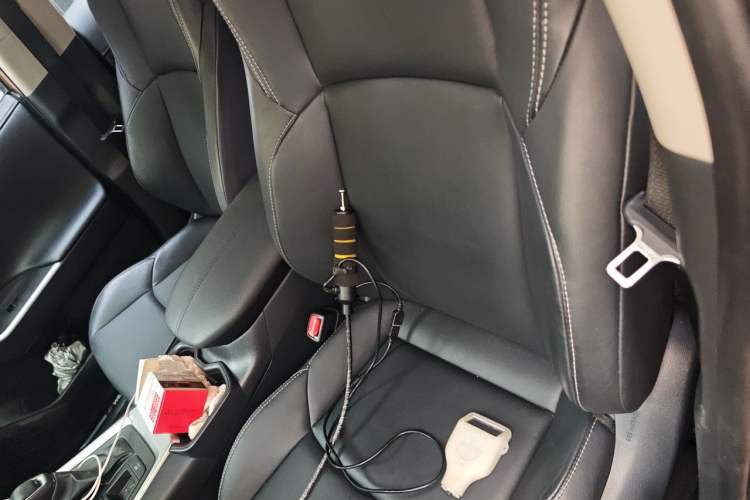 Used Toyota Wildlander 2023 Dual-Engine 2.5L E-CVT Two-Wheel Drive Urban Edition Left Front Seat