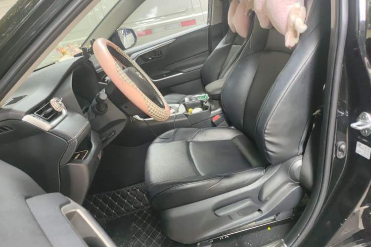 Used Toyota Wildlander 2023 2.0L CVT Two-Wheel Drive Leading Edition Left Front Seat