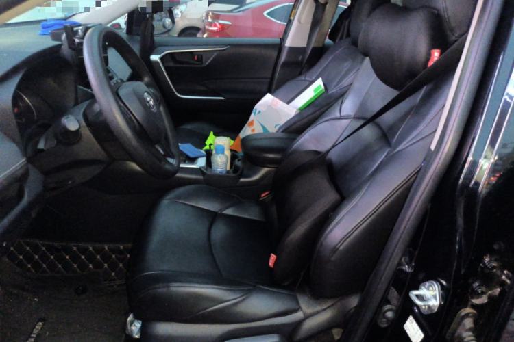 Used Toyota Wildlander 2023 2.0L CVT Two-Wheel Drive Leading Edition Left Front Seat