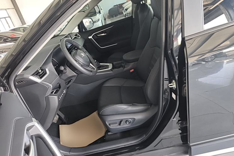 Used Toyota Wildlander 2023 2.0L CVT Two-Wheel Drive Luxury PLUS Edition Left Front Seat
