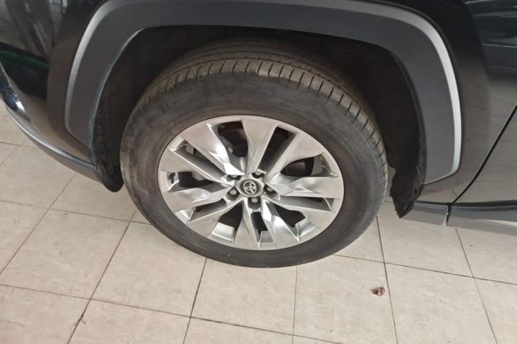Used Toyota Wildlander 2023 2.0L CVT Two-Wheel Drive Leading Edition Left Front Wheel Hub