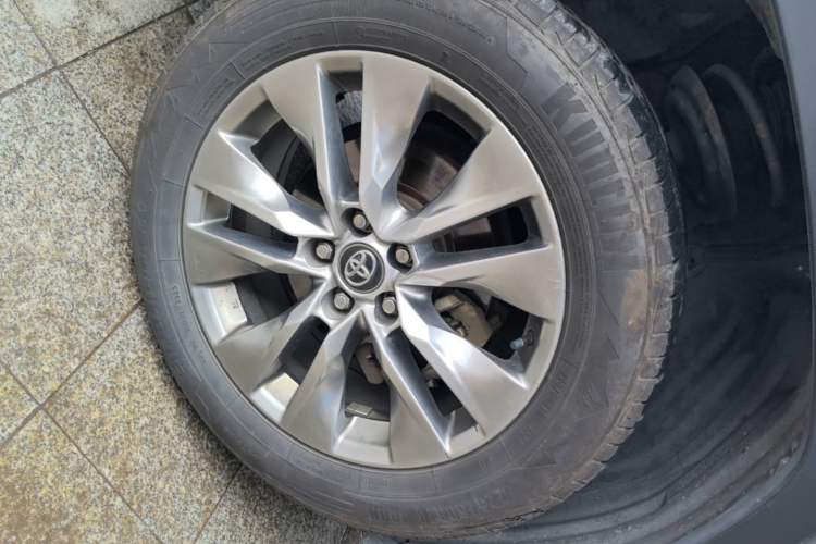 Used Toyota Wildlander 2023 2.0L CVT Two-Wheel Drive Leading Edition Left Front Wheel Hub