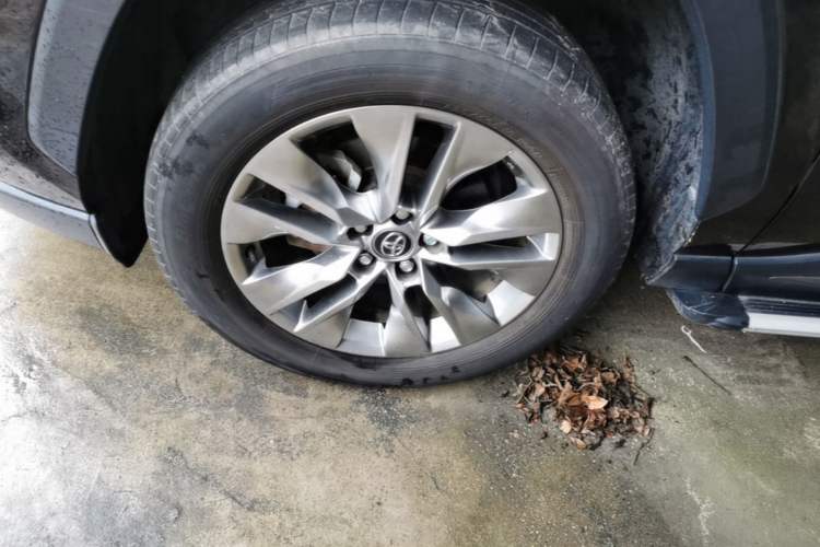 Used Toyota Wildlander 2023 2.0L CVT Two-Wheel Drive Leading Edition Left Front Wheel Hub