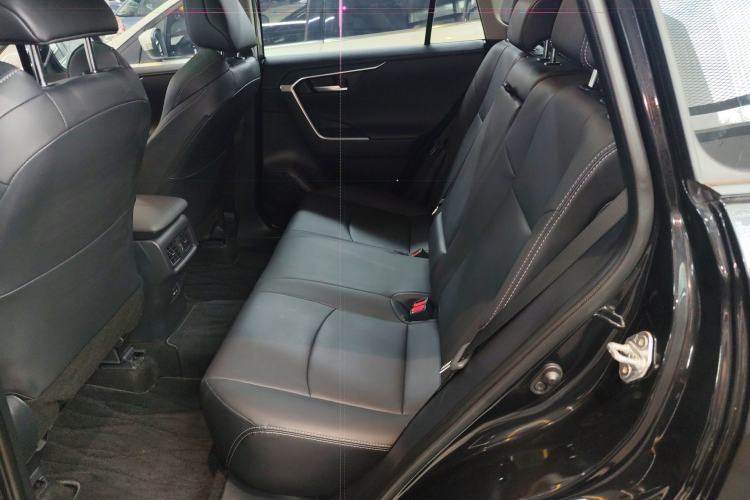 Used Toyota Wildlander 2023 2.0L CVT Two-Wheel Drive Urban Edition Left Rear Seat
