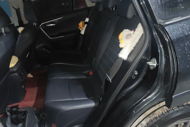 Used Toyota Wildlander 2023 2.0L CVT Two-Wheel Drive Luxury PLUS Edition Left Rear Seat
