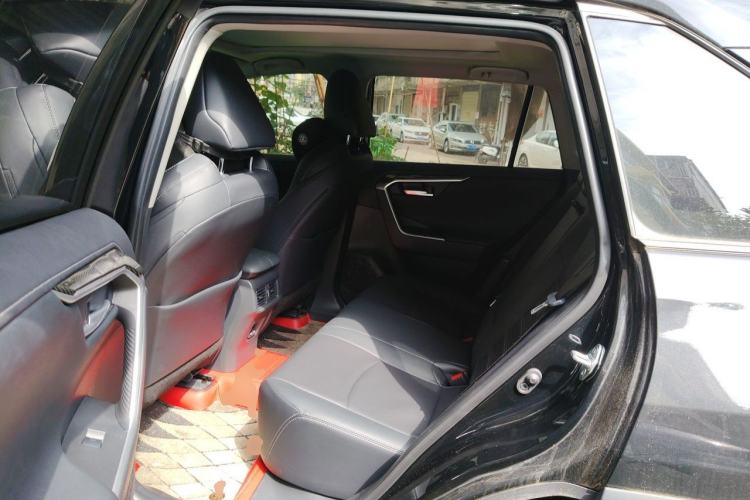 Used Toyota Wildlander 2023 2.0L CVT Two-Wheel Drive Luxury PLUS Edition Left Rear Seat