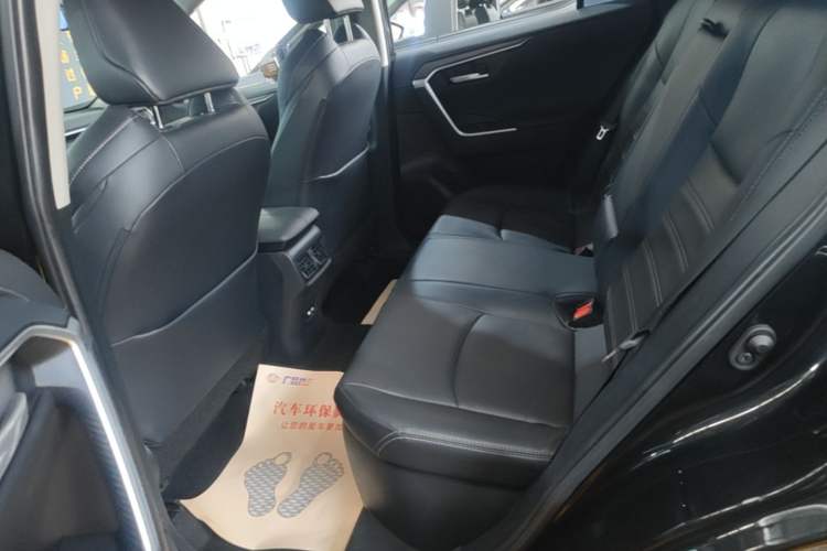 Used Toyota Wildlander 2023 Dual-Motor 2.5L E-CVT Two-Wheel Drive Luxury PLUS Edition Left Rear Seat