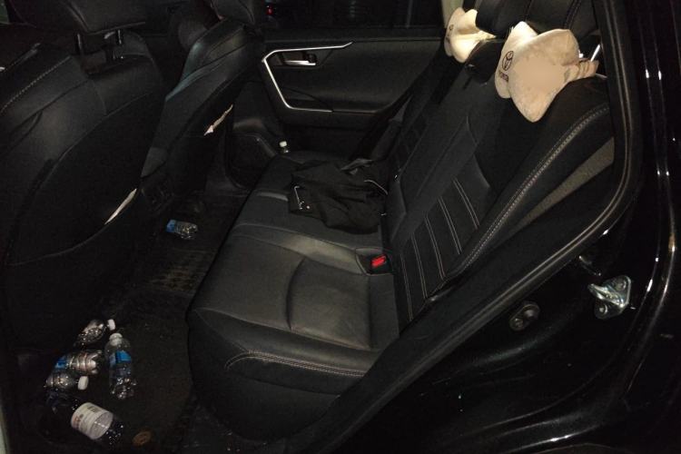 Used Toyota Wildlander 2023 Dual-Motor 2.5L E-CVT Two-Wheel Drive Luxury PLUS Edition Left Rear Seat