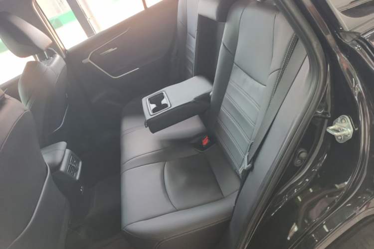 Used Toyota Wildlander 2023 2.0L CVT Two-Wheel Drive Luxury PLUS Edition Left Rear Seat