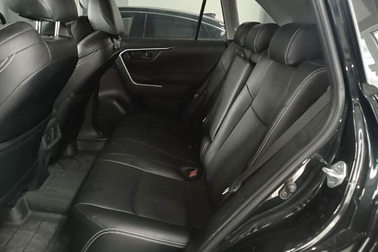 Used Toyota Wildlander 2023 2.0L CVT Two-Wheel Drive Leading Edition Left Rear Seat