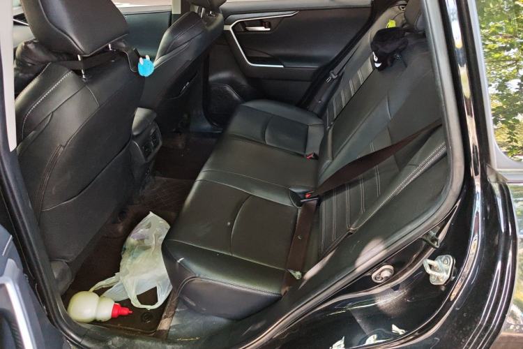 Used Toyota Wildlander 2023 2.0L CVT Two-Wheel Drive Luxury PLUS Edition Left Rear Seat