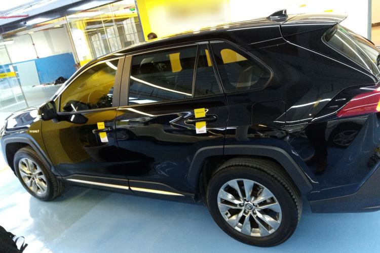 Used Toyota Wildlander 2023 Dual-Engine 2.5L E-CVT Two-Wheel Drive Urban Edition Left Side