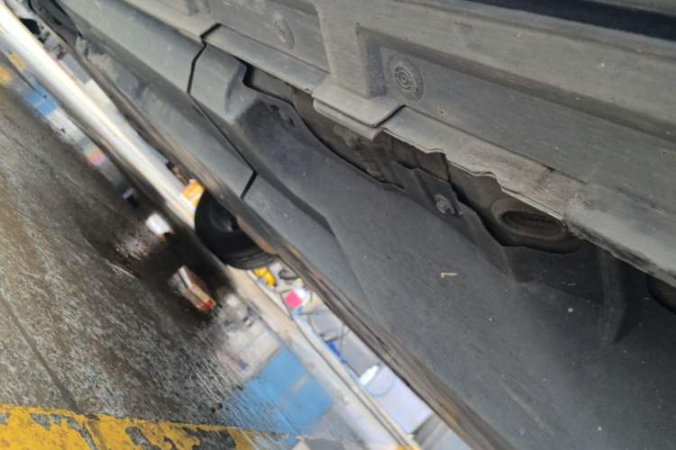 Used Toyota Wildlander 2023 2.0L CVT Two-Wheel Drive Leading Edition Left Side Sill