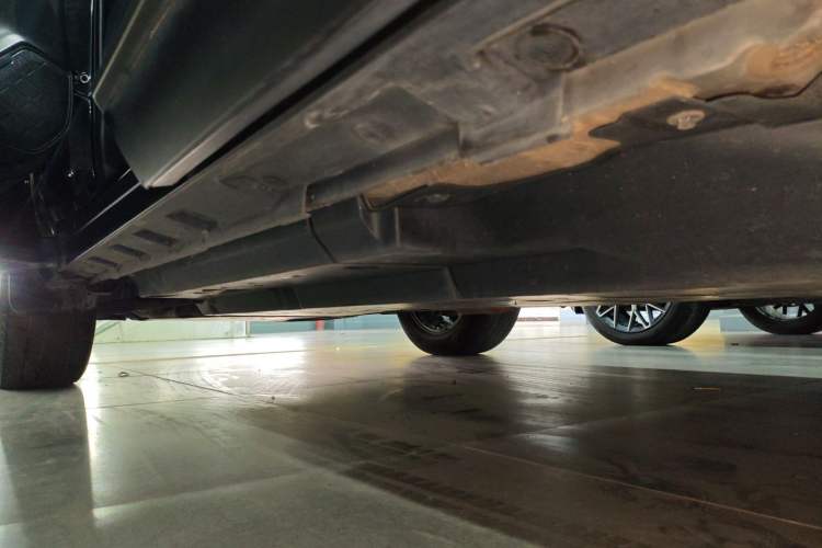 Used Toyota Wildlander 2023 2.0L CVT Two-Wheel Drive Leading Edition Left Side Sill