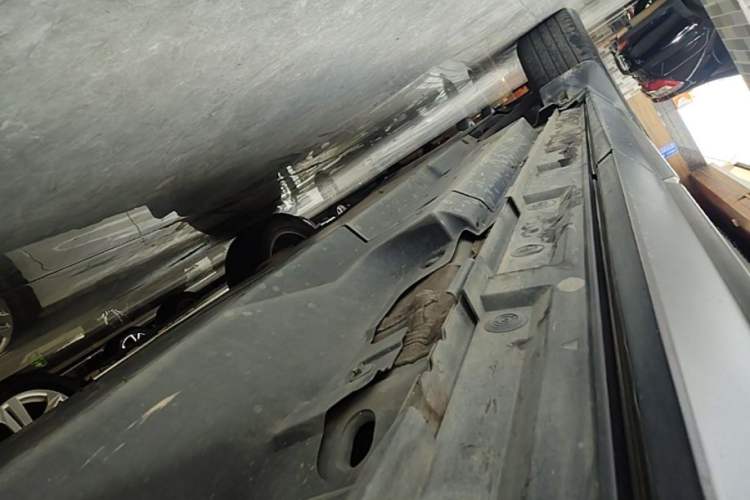 Used Toyota Wildlander 2023 2.0L CVT Two-Wheel Drive Leading Edition Left Side Sill
