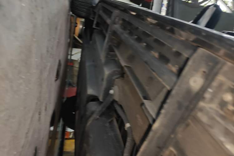 Used Toyota Wildlander 2023 Dual-Motor 2.5L E-CVT Two-Wheel Drive Luxury PLUS Edition Left Side Sill