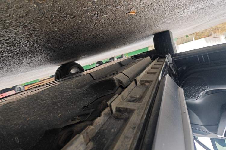 Used Toyota Wildlander 2023 2.0L CVT Two-Wheel Drive Urban Edition Left Side Sill