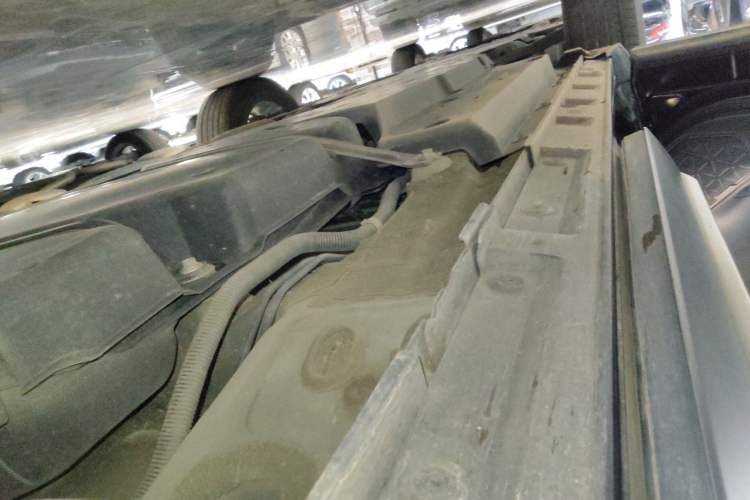 Used Toyota Wildlander 2023 Dual-Motor 2.5L E-CVT Two-Wheel Drive Luxury PLUS Edition Left Side Sill