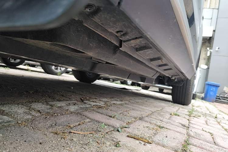 Used Toyota Wildlander 2023 2.0L CVT Two-Wheel Drive Luxury PLUS Edition Left Side Sill