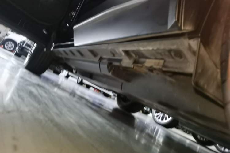 Used Toyota Wildlander 2023 2.0L CVT Two-Wheel Drive Luxury PLUS Edition Left Side Sill