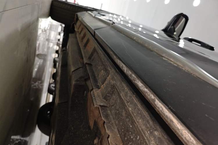 Used Toyota Wildlander 2023 2.0L CVT Two-Wheel Drive Luxury PLUS Edition Left Side Sill
