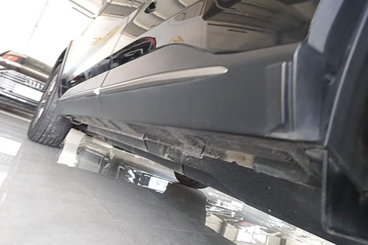 Used Toyota Wildlander 2023 2.0L CVT Two-Wheel Drive Luxury PLUS Edition Left Side Sill