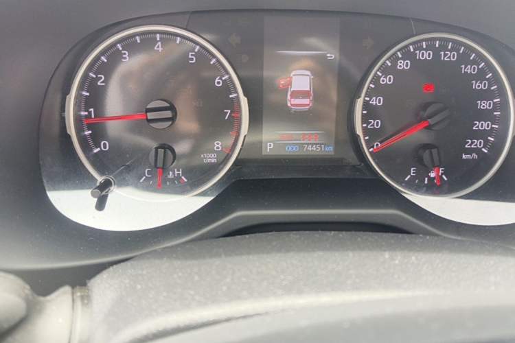 Used Toyota Wildlander 2023 2.0L CVT Two-Wheel Drive Leading Edition Odometer Close Up