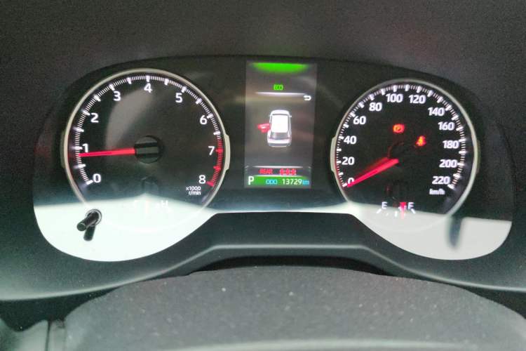 Used Toyota Wildlander 2023 2.0L CVT Two-Wheel Drive Leading Edition Odometer Close Up