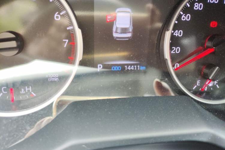 Used Toyota Wildlander 2023 2.0L CVT Two-Wheel Drive Urban Edition Odometer Close Up