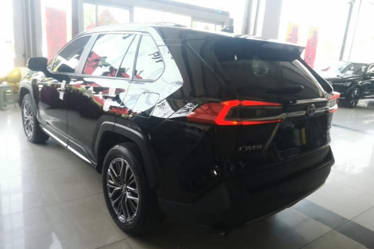 Used Toyota Wildlander 2023 2.0L CVT Two-Wheel Drive Luxury PLUS Edition Rear Left 45 Deg