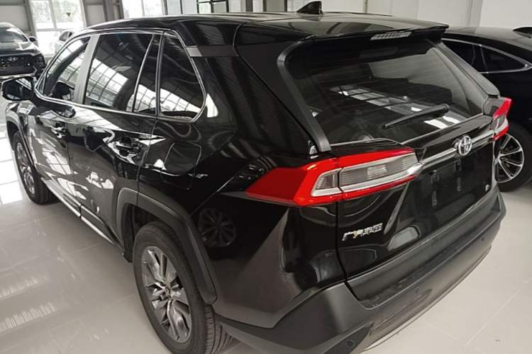 Used Toyota Wildlander 2023 2.0L CVT Two-Wheel Drive Leading Edition Rear Left 45 Deg
