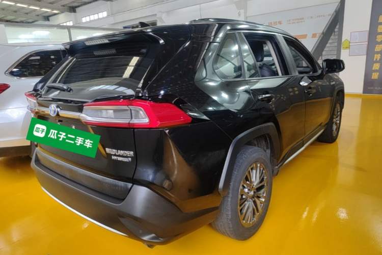 Used Toyota Wildlander 2023 Dual-Motor 2.5L E-CVT Two-Wheel Drive Luxury PLUS Edition Rear Right 45 Deg