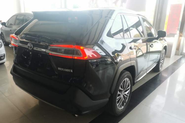 Used Toyota Wildlander 2023 2.0L CVT Two-Wheel Drive Luxury PLUS Edition Rear Right 45 Deg