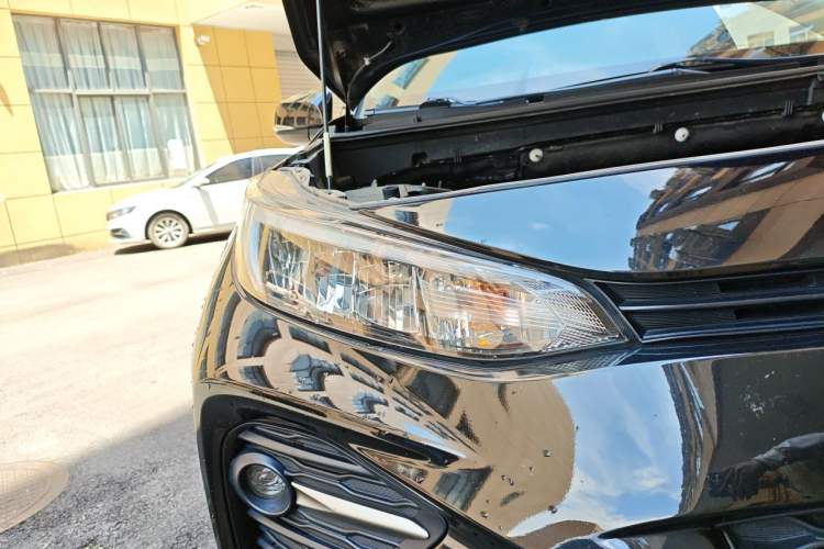 Used Toyota Wildlander 2023 2.0L CVT Two-Wheel Drive Leading Edition Right Front Headlight