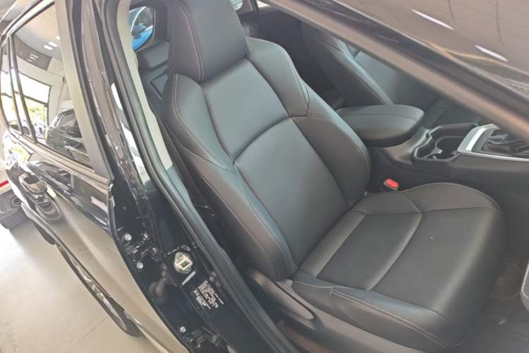 Used Toyota Wildlander 2023 2.0L CVT Two-Wheel Drive Urban Edition Right Front Seat