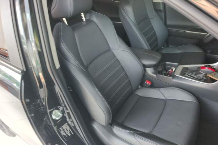 Used Toyota Wildlander 2023 2.0L CVT Two-Wheel Drive Luxury PLUS Edition Right Front Seat
