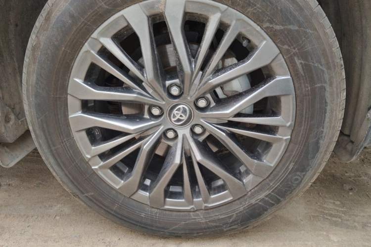 Used Toyota Wildlander 2023 2.0L CVT Four-Wheel Drive Luxury PLUS Edition Right Front Wheel Hub