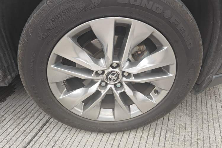 Used Toyota Wildlander 2023 2.0L CVT Two-Wheel Drive Leading Edition Right Front Wheel Hub