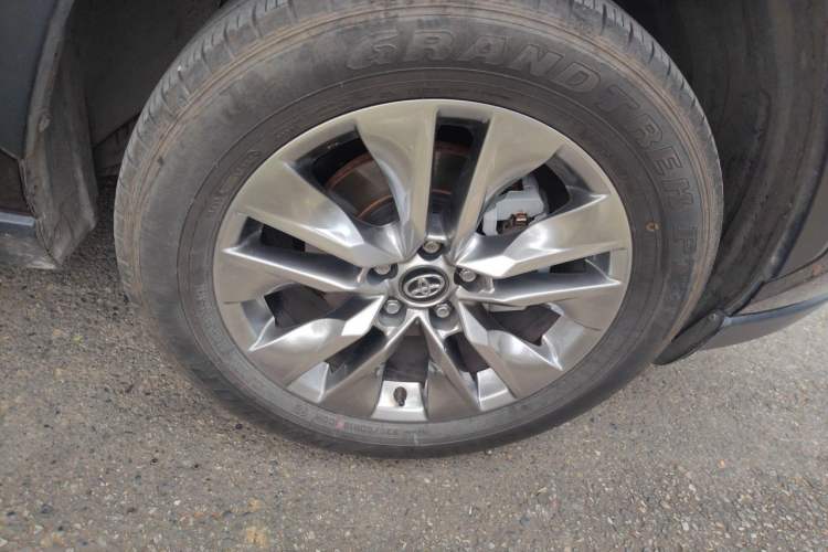Used Toyota Wildlander 2023 2.0L CVT Two-Wheel Drive Leading Edition Right Front Wheel Hub