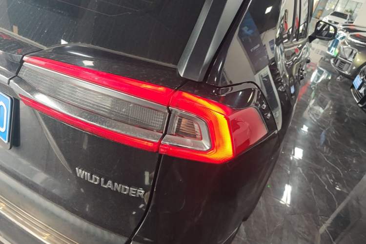 Used Toyota Wildlander 2023 2.0L CVT Two-Wheel Drive Leading Edition Right Rear Taillight