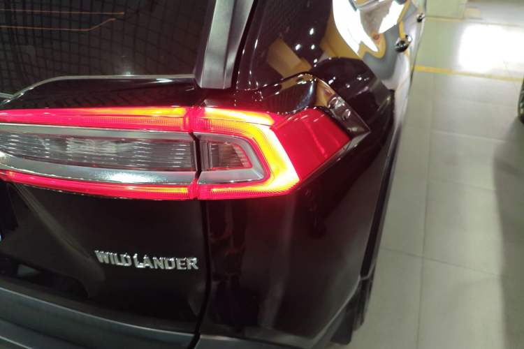 Used Toyota Wildlander 2023 2.0L CVT Two-Wheel Drive Leading Edition Right Rear Taillight