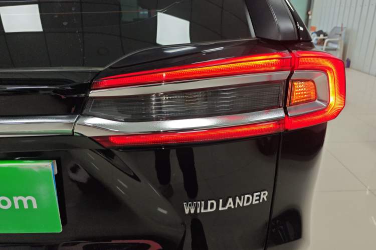 Used Toyota Wildlander 2023 2.0L CVT Two-Wheel Drive Leading Edition Right Rear Taillight