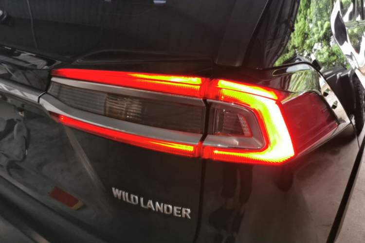 Used Toyota Wildlander 2023 2.0L CVT Two-Wheel Drive Leading Edition Right Rear Taillight