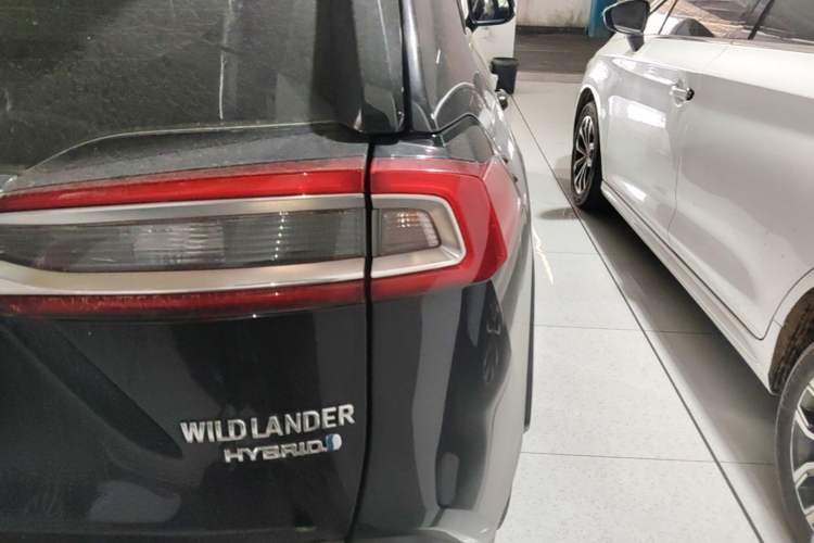 Used Toyota Wildlander 2023 Dual-Motor 2.5L E-CVT Two-Wheel Drive Luxury PLUS Edition Right Rear Taillight