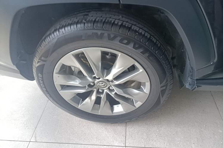 Used Toyota Wildlander 2023 2.0L CVT Two-Wheel Drive Leading Edition Right Rear Wheel Hub