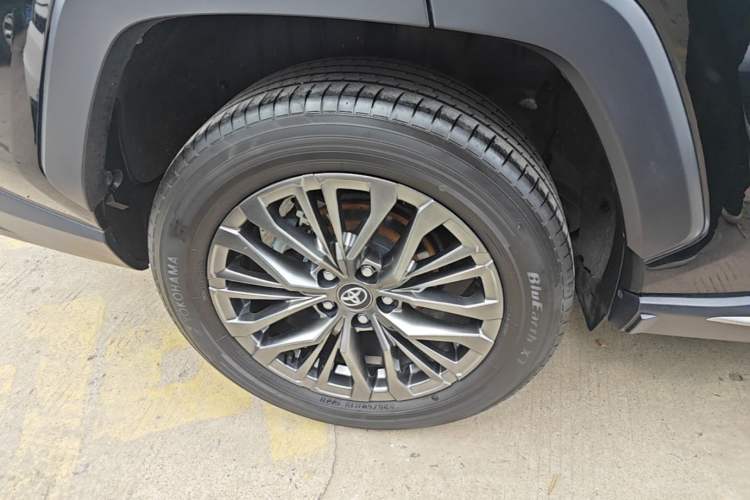 Used Toyota Wildlander 2023 2.0L CVT Four-Wheel Drive Luxury PLUS Edition Right Rear Wheel Hub