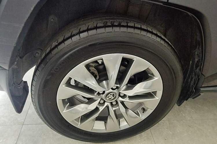 Used Toyota Wildlander 2023 2.0L CVT Two-Wheel Drive Leading Edition Right Rear Wheel Hub